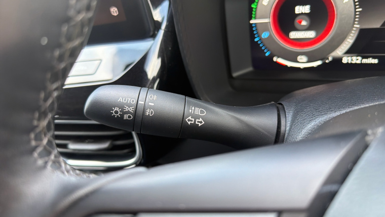 Nissan Juke 1.6 Hybrid Tekna 5dr Auto Hybrid Hatchback